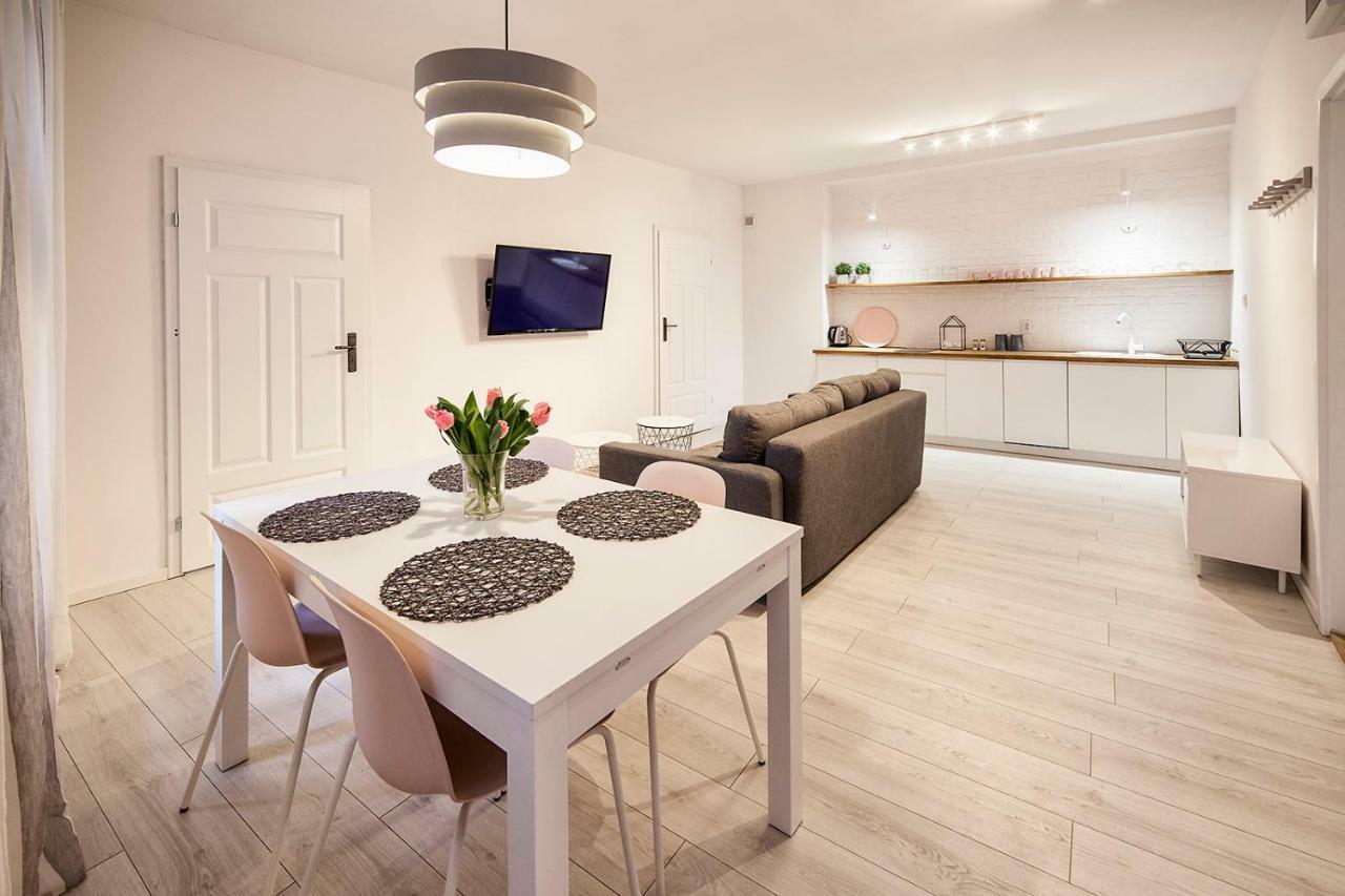 Apartamenty Torunskie Pod Krzywa Wieza ภายนอก รูปภาพ