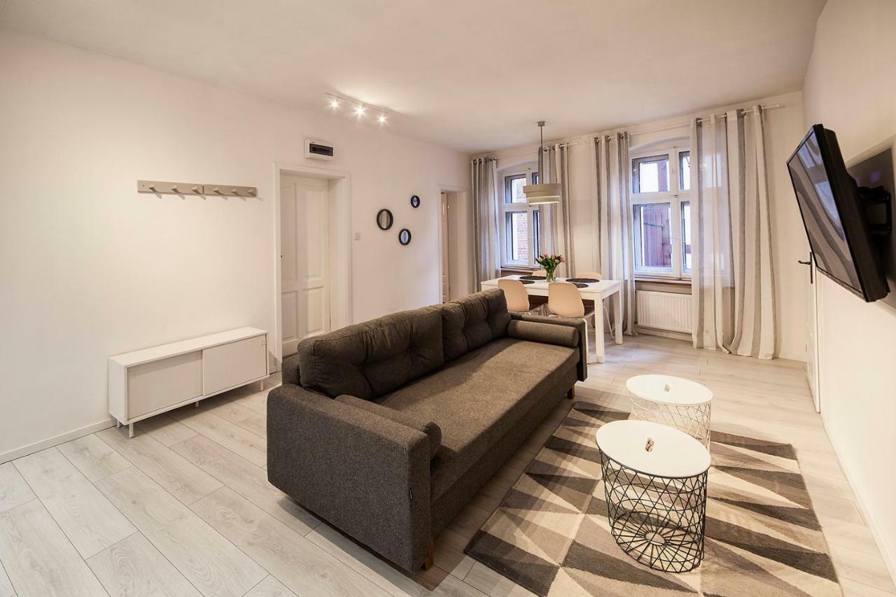 Apartamenty Torunskie Pod Krzywa Wieza ภายนอก รูปภาพ