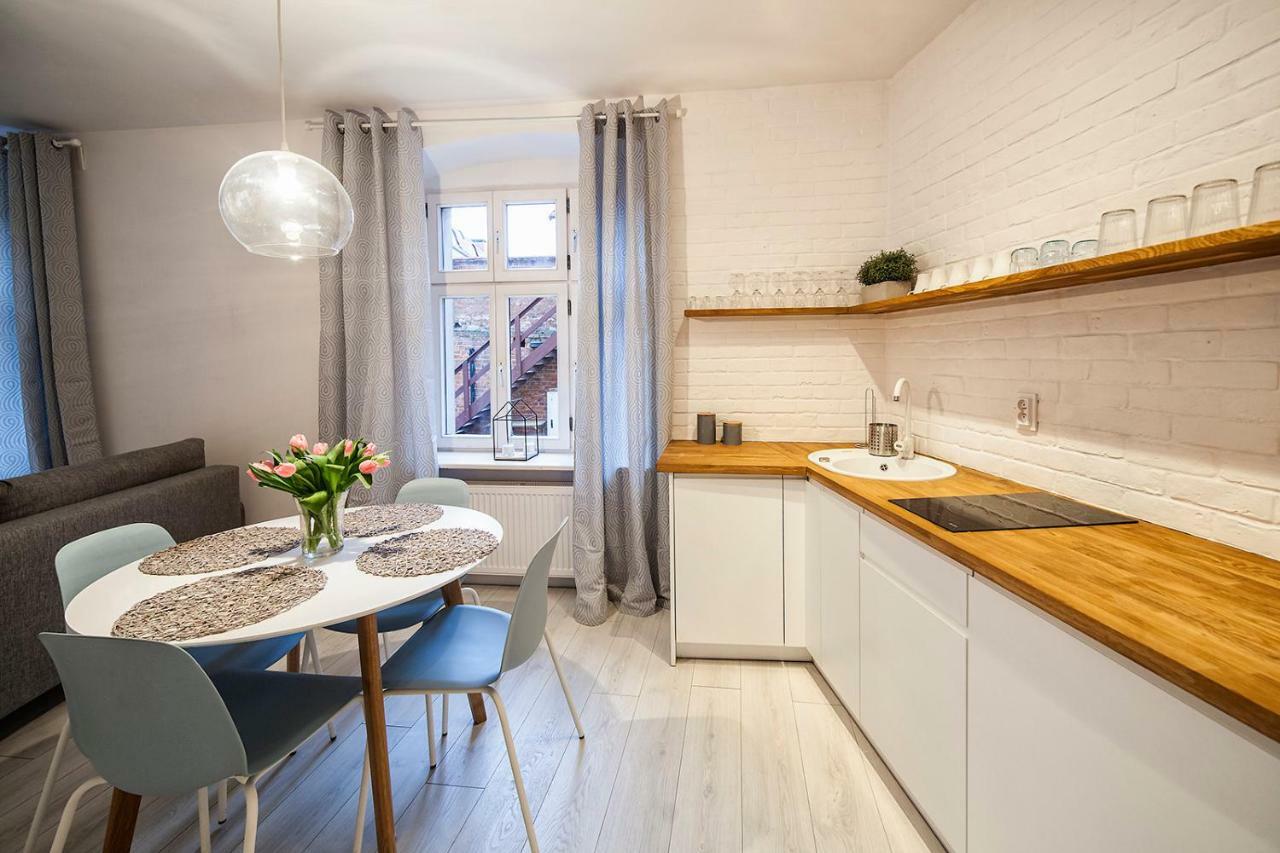 Apartamenty Torunskie Pod Krzywa Wieza ภายนอก รูปภาพ