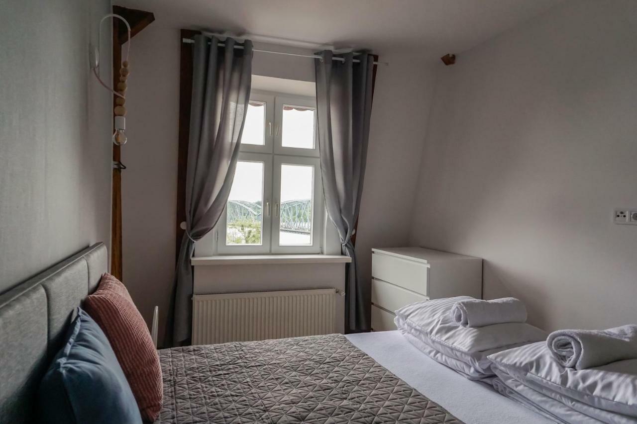 Apartamenty Torunskie Pod Krzywa Wieza ภายนอก รูปภาพ